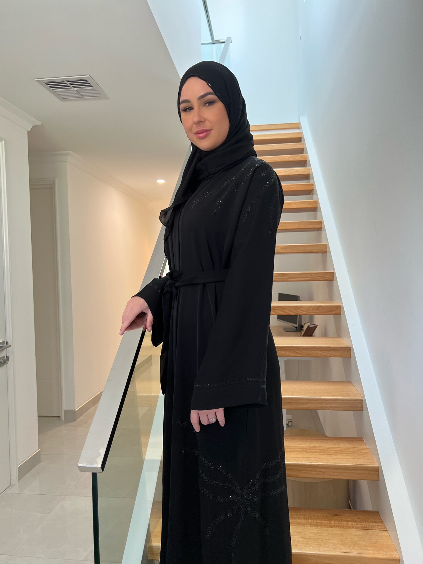 Shajara Abaya